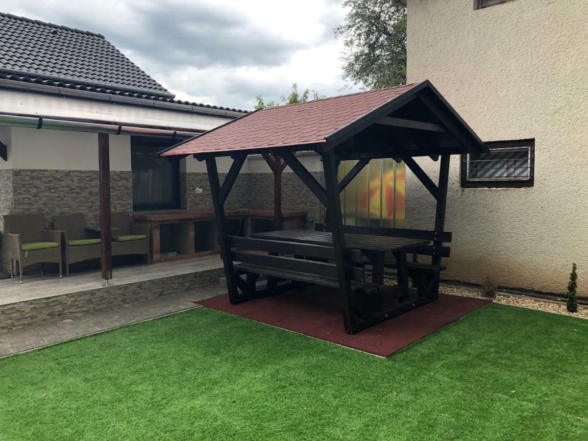 Sirály Apartman Hajdúnánás Exterior foto